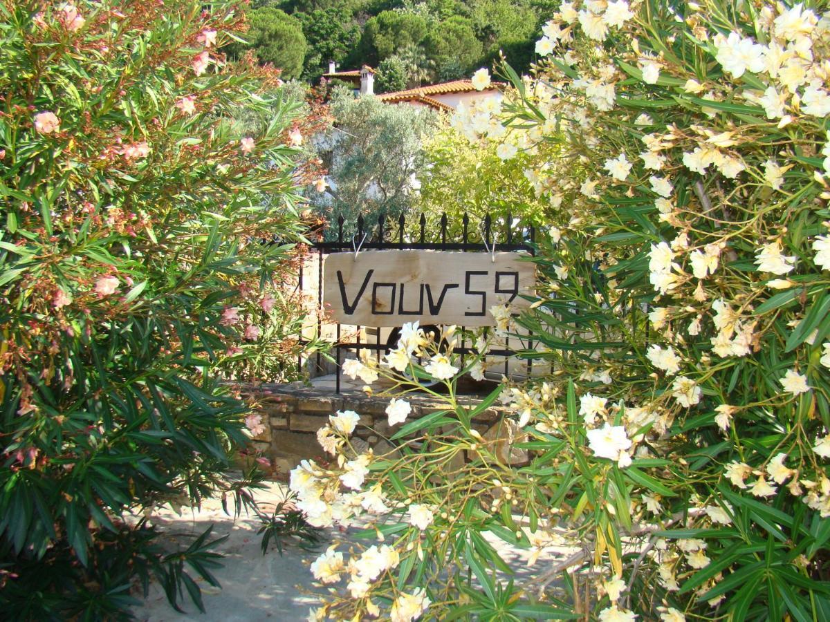 Vour 52 Apartman Vurvurú Kültér fotó